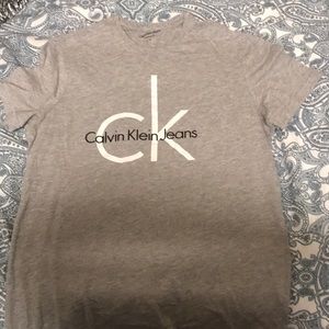 Calvin Klein logo t shirt!